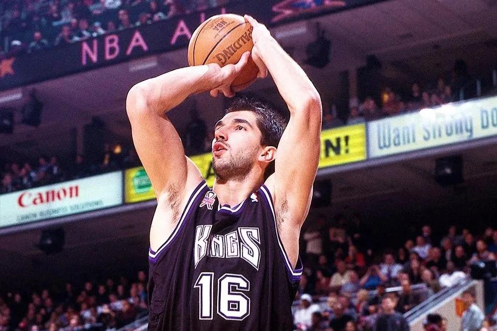 nba历史最佳小前锋（美媒评NBA每支球队队史最伟大的小前锋，谁被高估或者低估了）