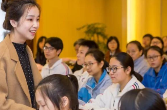 私立学校将要转公，没有编制的老师怎么办？教育部的回复引起热议