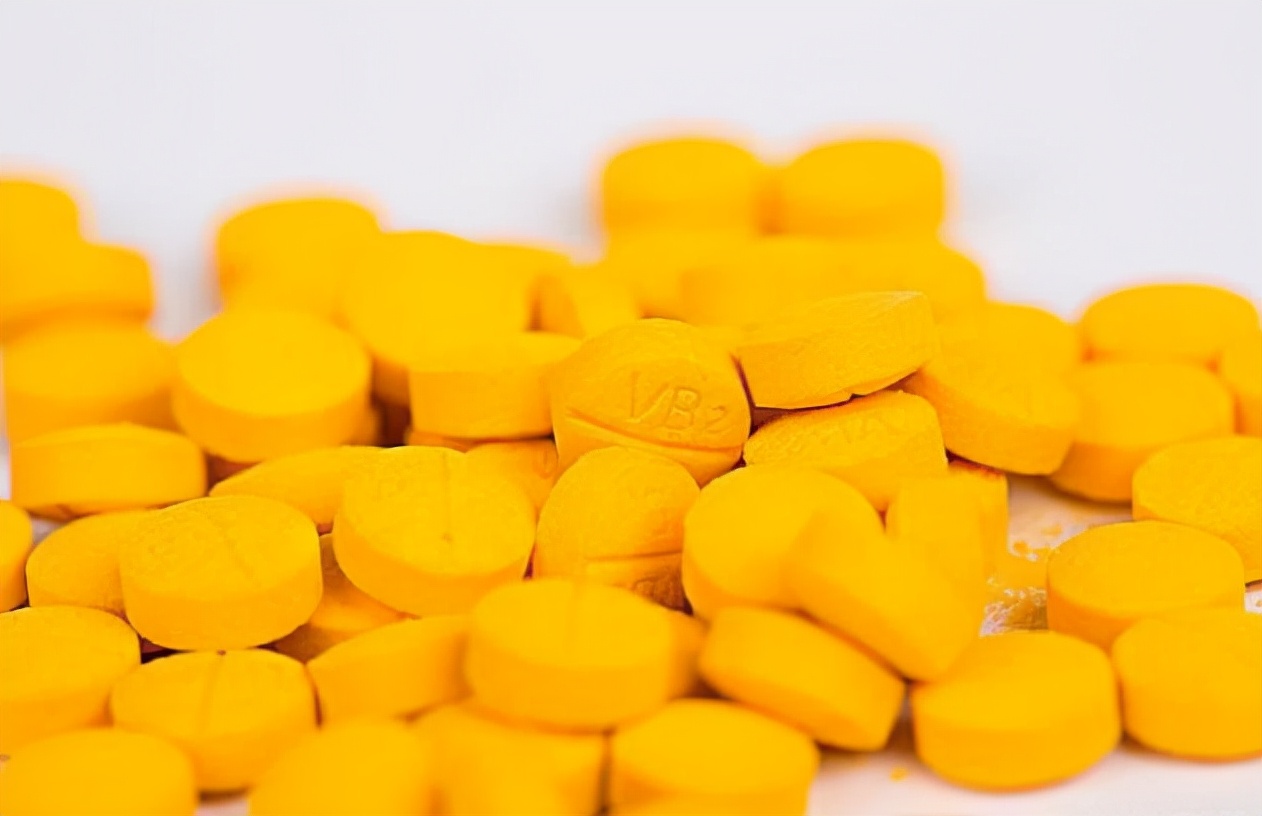 维生素b2的作用及功能主治(维生素b2有什么作用) - 行就行