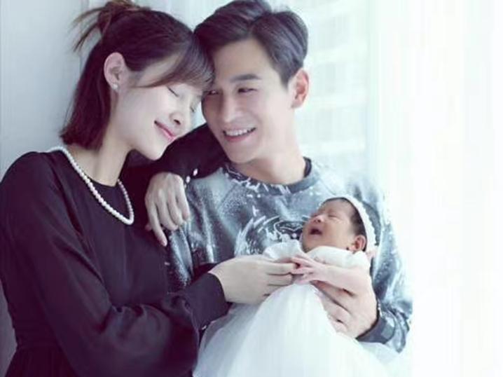 长着一张风流倜傥的脸，却从不沾花惹草，这8位男明星太宝贵了