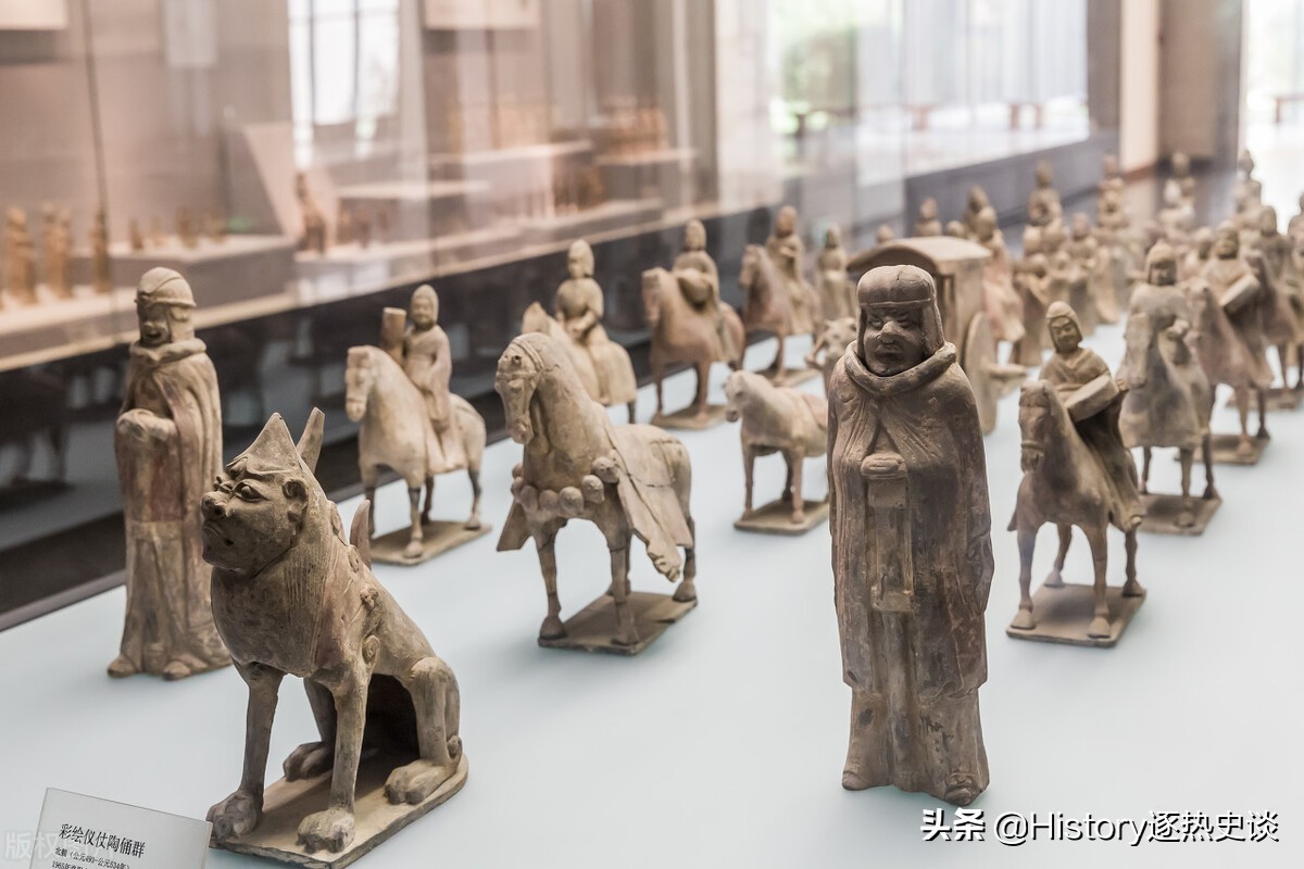 中国是从哪个朝代开始正式有村长的？