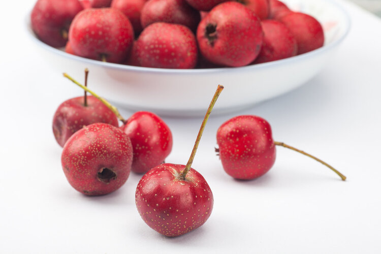 坚持用陈皮泡水喝，身体能收获什么好处？和3味中药搭配效果更佳