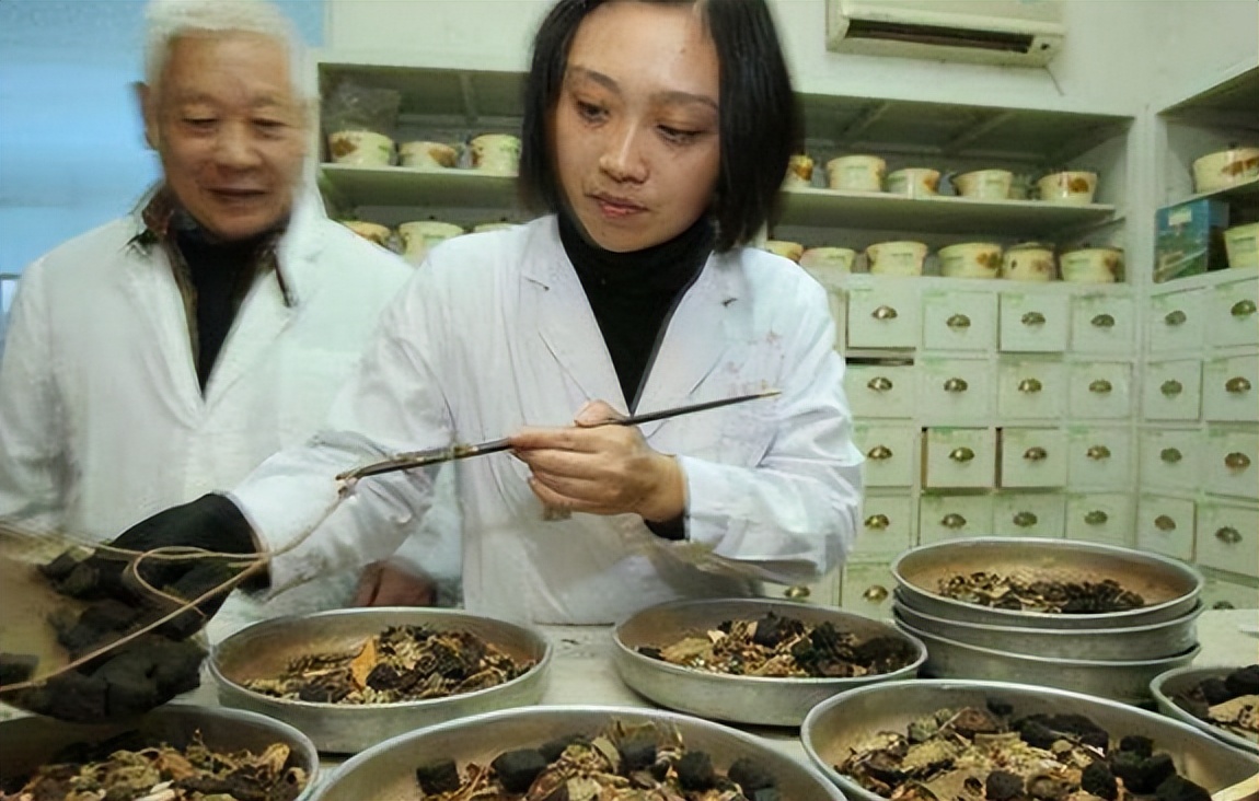 2022中医药大学排行榜，北中医位居榜首，湖南中医药大学跌出前10