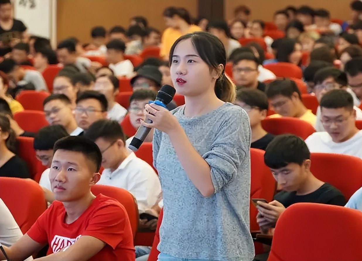 双非毕业生也能进大厂？华为签下“三所大学”，学生就业不愁了