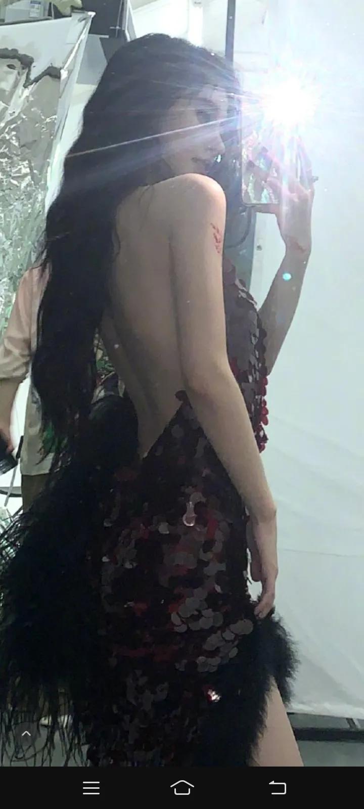 鞠婧祎美图4