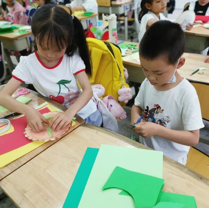成都高新区朝阳小学深入开展二十四节气之小满有关活动