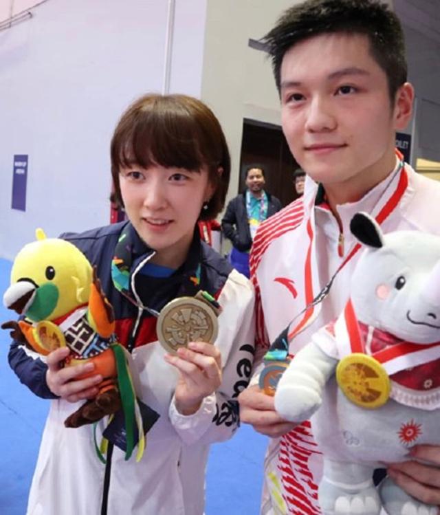 女乒世界杯徐孝元（徐孝元34歲，如同凍齡美人！世乒賽驚艷一瞬，讓孫穎莎也猝不及防）