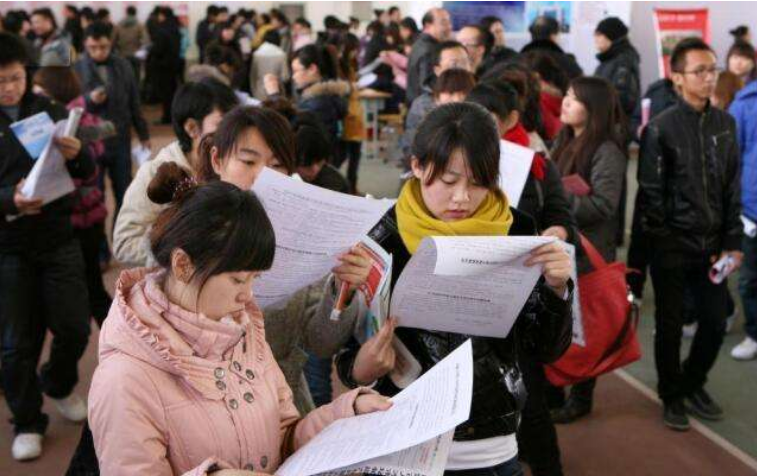 大学生或将迎来“新挑战”，将于22年落实，毕业的学生也未能幸免
