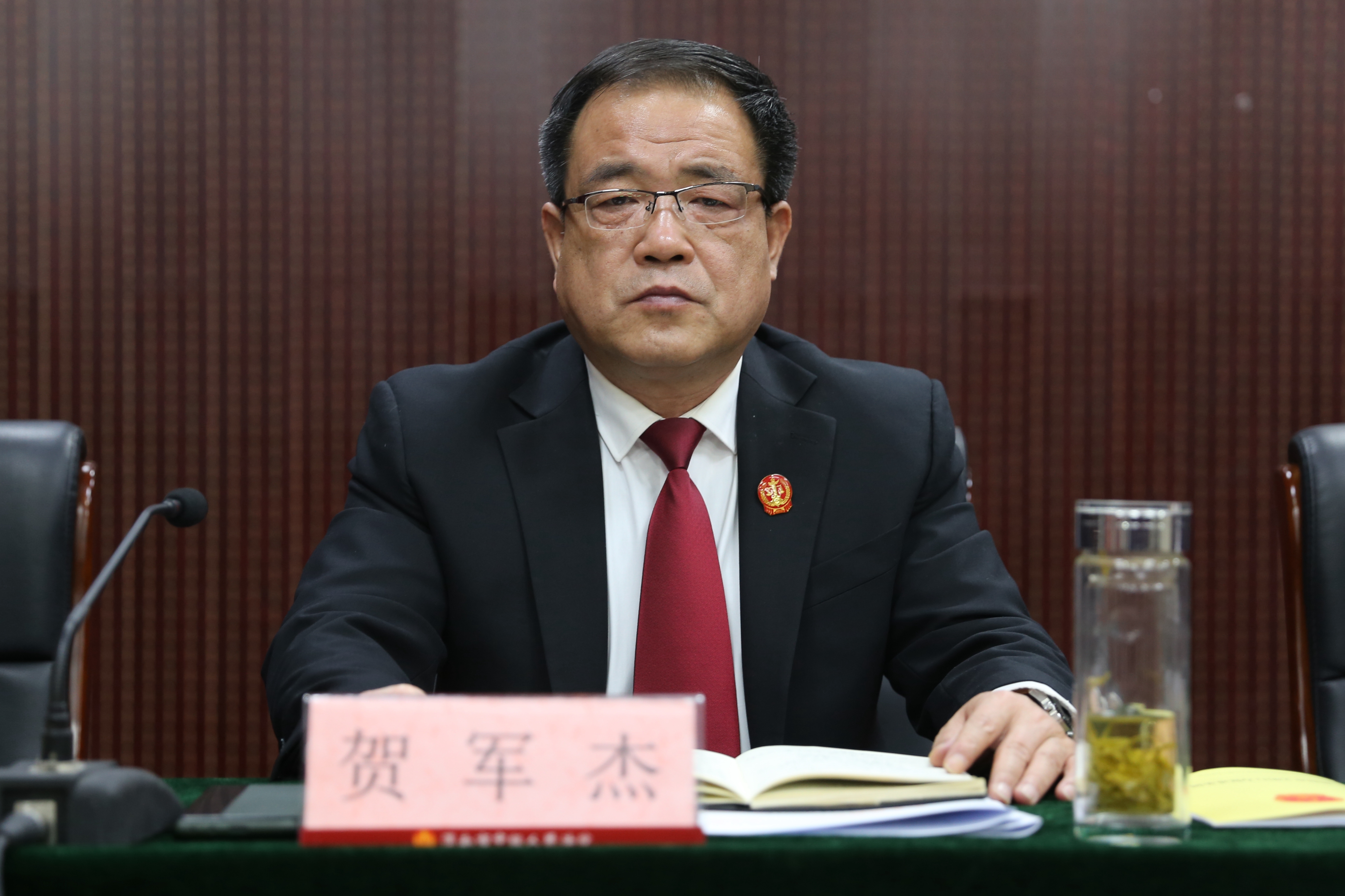 渭南中院召开深入推进“高举旗帜、响应号召、奋进新时代、启航新征程”主题活动动员部署会