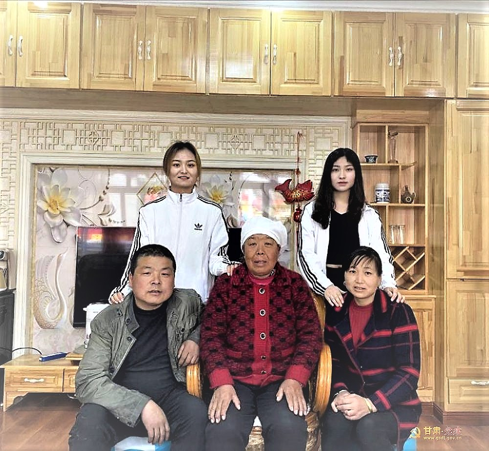 全国最美家庭丨宫梅芳：替夫尽孝，用笙磬同音诠释大爱无疆