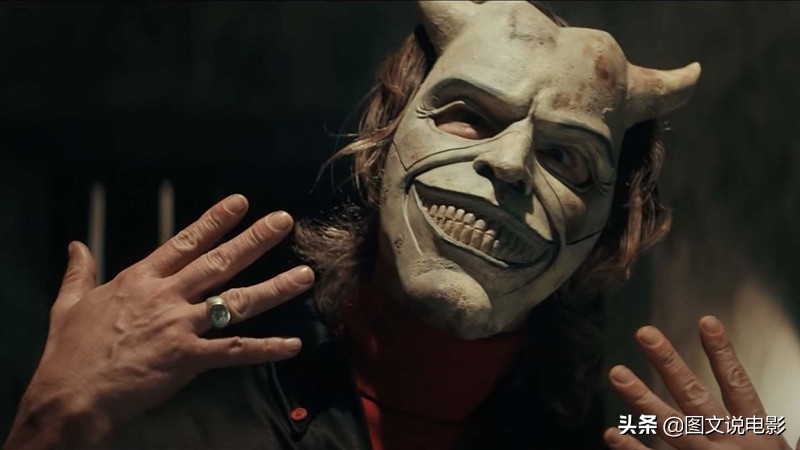 《暗黑电话》再生活化不过的日常，成长就是一场求生惊魂记