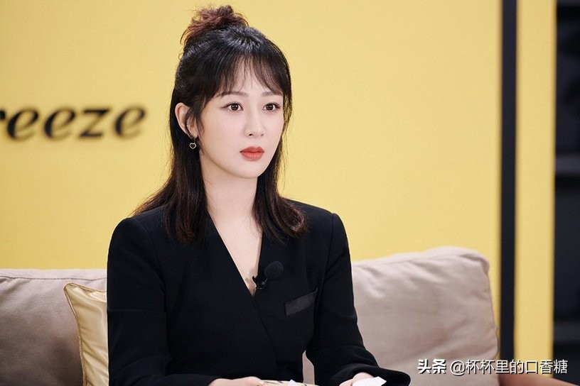 2021明星年度热搜榜！白鹿第九、杨洋第七、热巴第四，龚俊第二