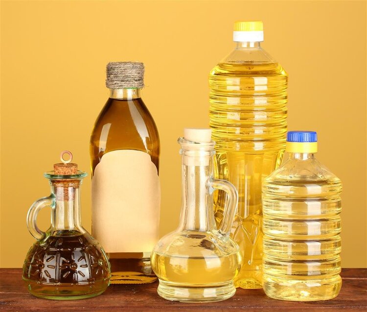 猪油、花生油、玉米油、菜籽油哪种油更健康？提醒：这4种油少碰