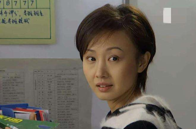 55岁的广州演员黄慧颐,离开《外来媳妇本地郎》多年的她还好吗?