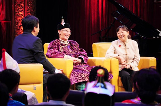 周总理对侄女说：能不能找个蒙古小伙啊？结果周秉建扎根蒙古26年