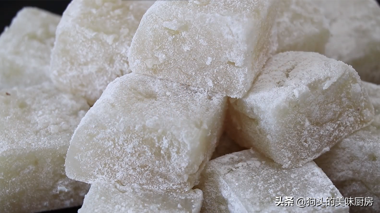 冬天吃梨有好处，教你一个做法，Q弹爽滑，润肺生津，做给孩子吃