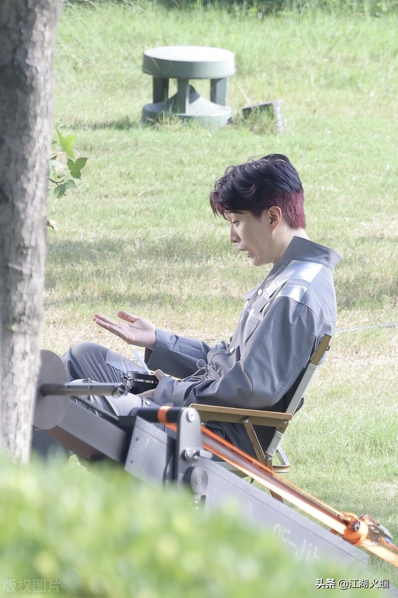 八卦：赵丽颖 李现 张若昀 朱一龙 宋轶 黄渤 鞠婧祎 王俊凯 魏大勋 梅婷