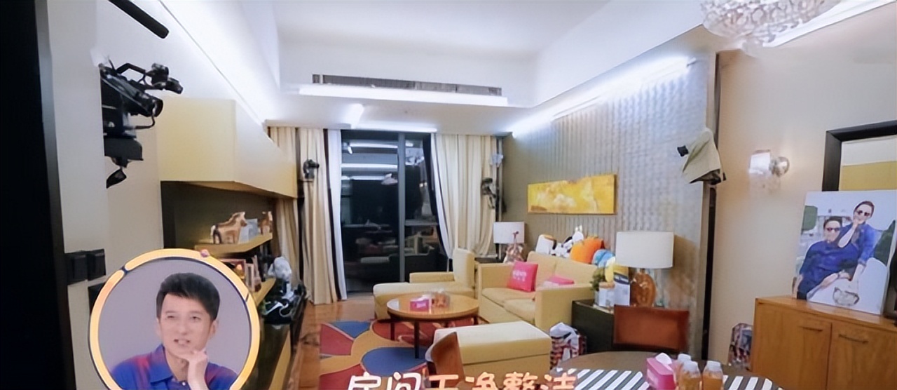 一向好脾气的何炅录制现场疯狂发飙，一声对不起价值北京一套别墅