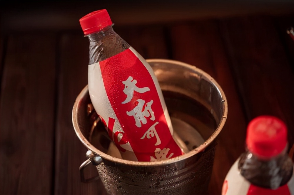 国产饮料被“卡脖子”？两大可乐为了占领中国市场，心黑手辣