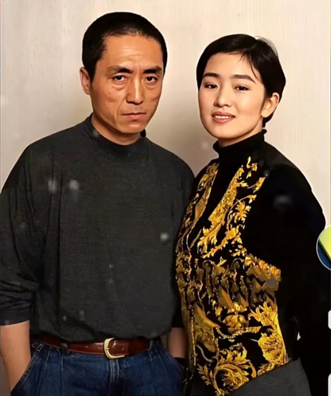 "情史混乱"的张艺谋公开宣称:这辈子最大遗憾,就是没有等到她!-蘑菇号