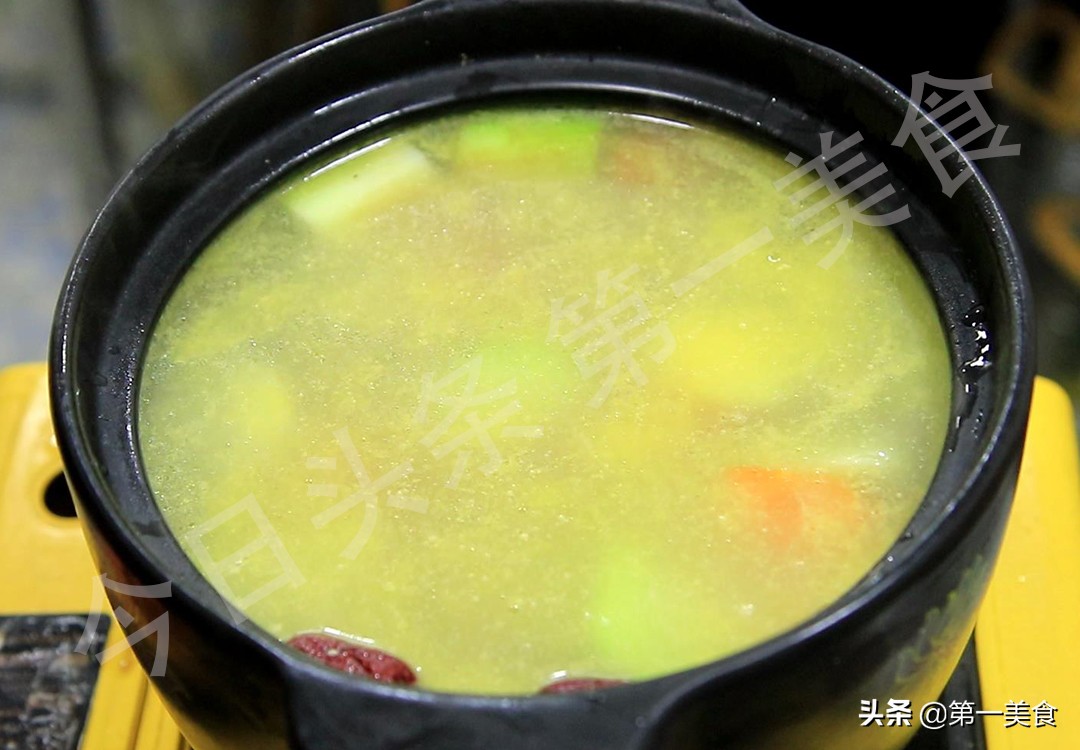 今日冬日，开始数九，习俗要“加菜”，6道热菜换着吃，驱寒滋补