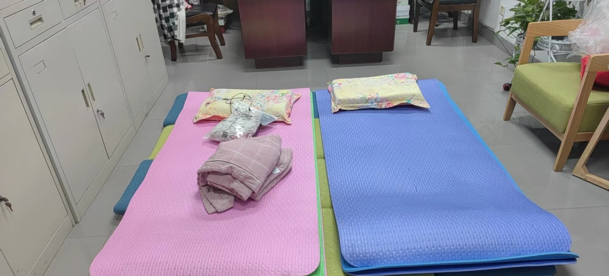 50位书记、院长进驻宿舍，一日三餐免费提供！疫情突袭，郑州大学这样做！