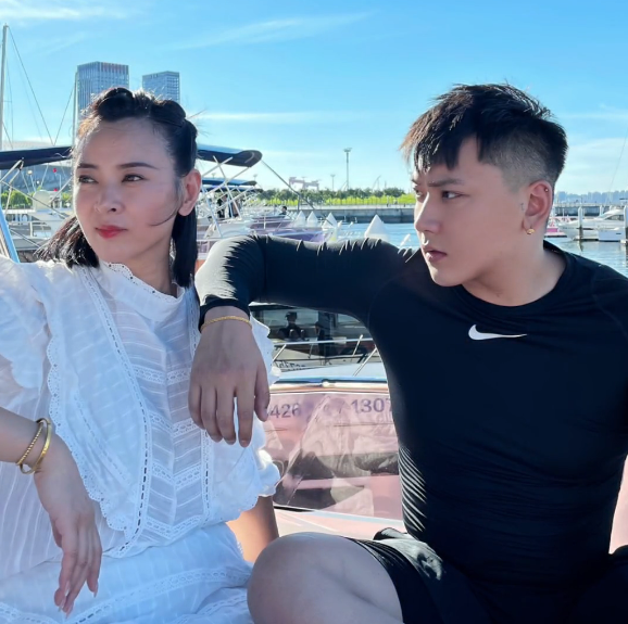 崔晋回应《变形计》跳田,砸车行为,称:叛逆的不是我,而是我爸