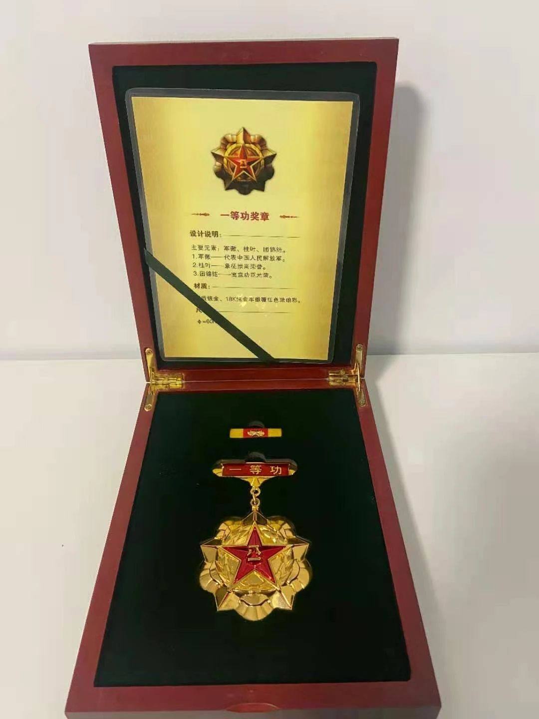 ��ž�սʱ������ϵ��䶯������2��ѫ��3���ƺţ�ս����Ϊ�ؼ���