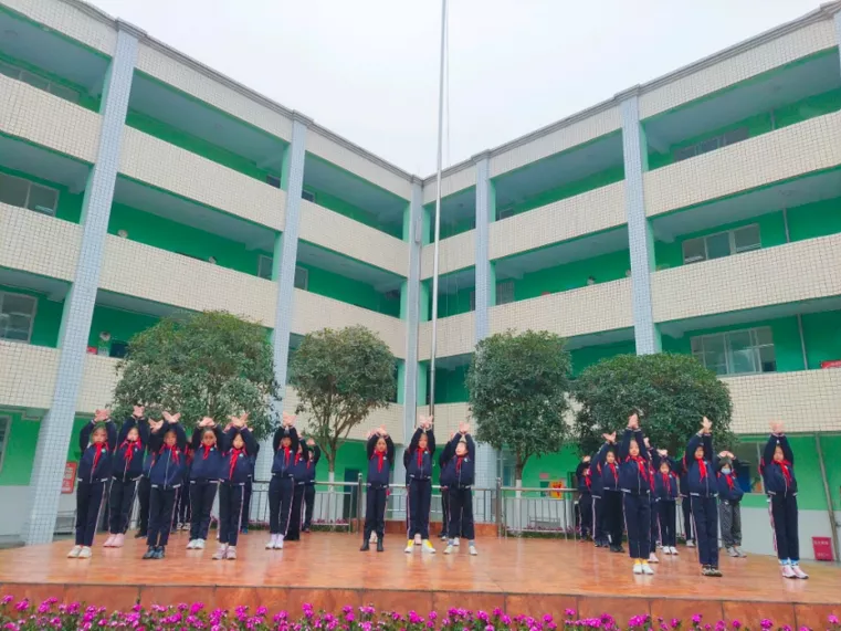 四川天府新区永兴小学丨好习惯伴我行，好少年看我行