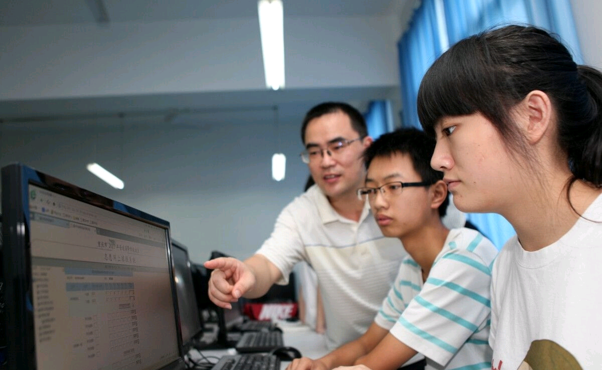 除了等待填报志愿，准大学生的你在这个长假，要做的事情还有很多