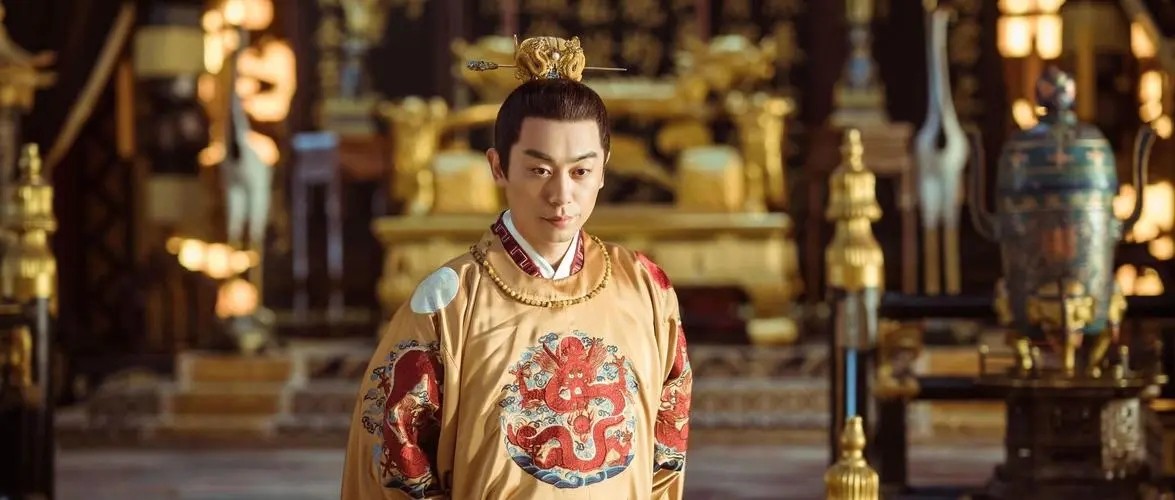 12位“古装奇丑”的男星，别人穿古装是耍帅，他们是“灾难现场”