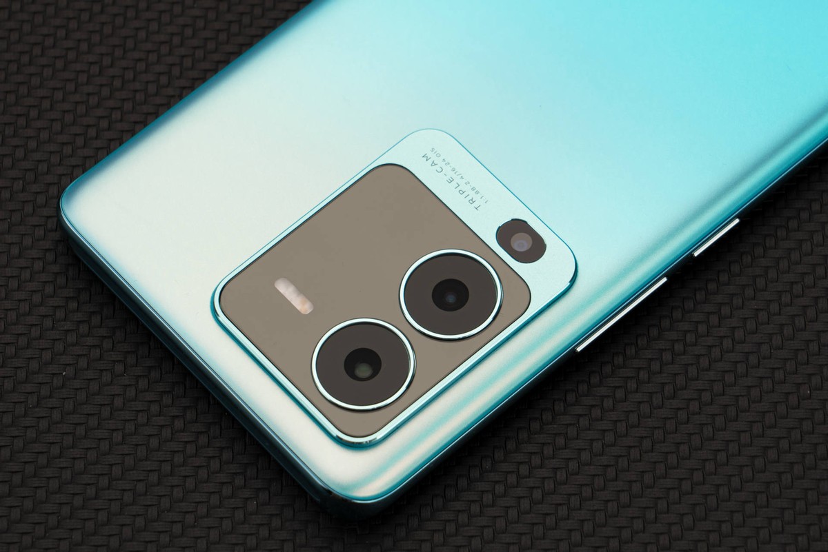 vivo S15 Pro体验：性能迎来亮眼提升，名副其实的“全能甜品”