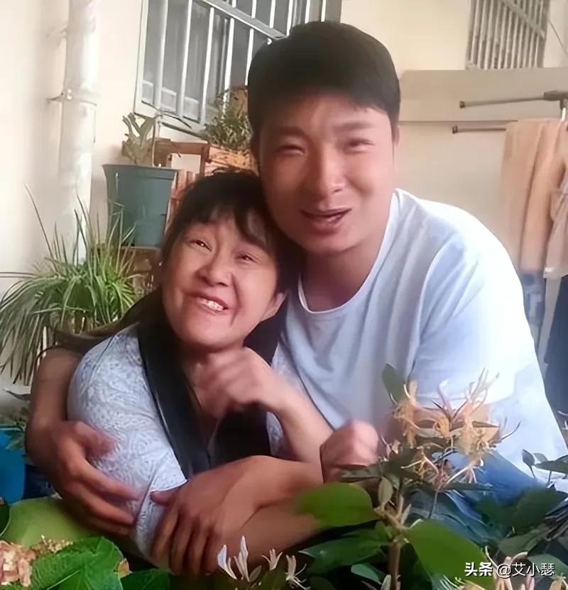 余秀华的爱情故事又掀波澜