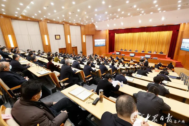 平安山东法治山东建设暨全省政法队伍教育整顿总结会议召开
