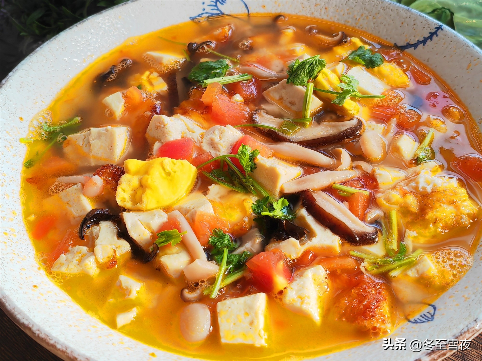 香菇汤的做法（低脂暖胃香菇鸡蛋汤做法超级简单）