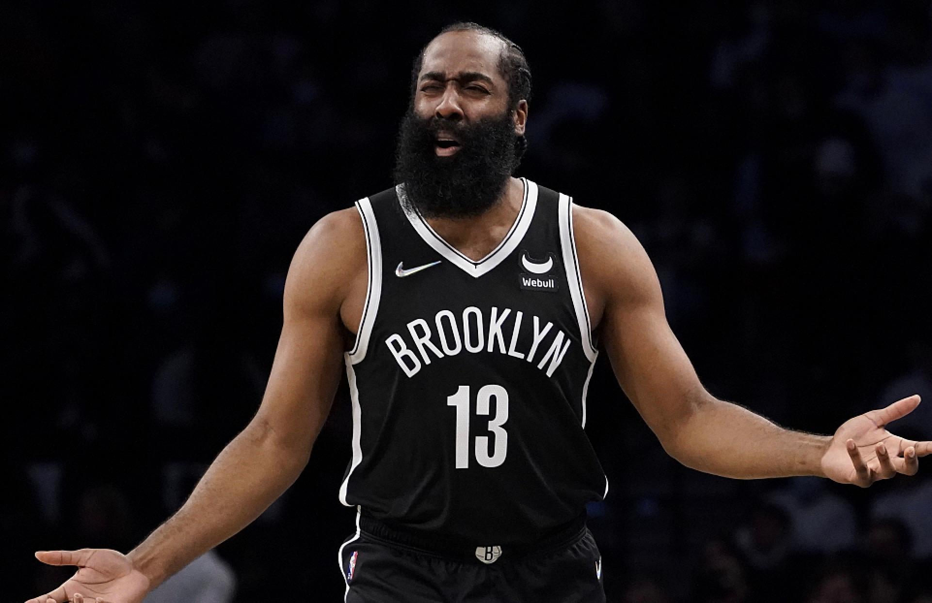 nba热门话题(有意思！NBA仅库里幸免！外媒评出负面话题最多球星，詹姆斯领衔)