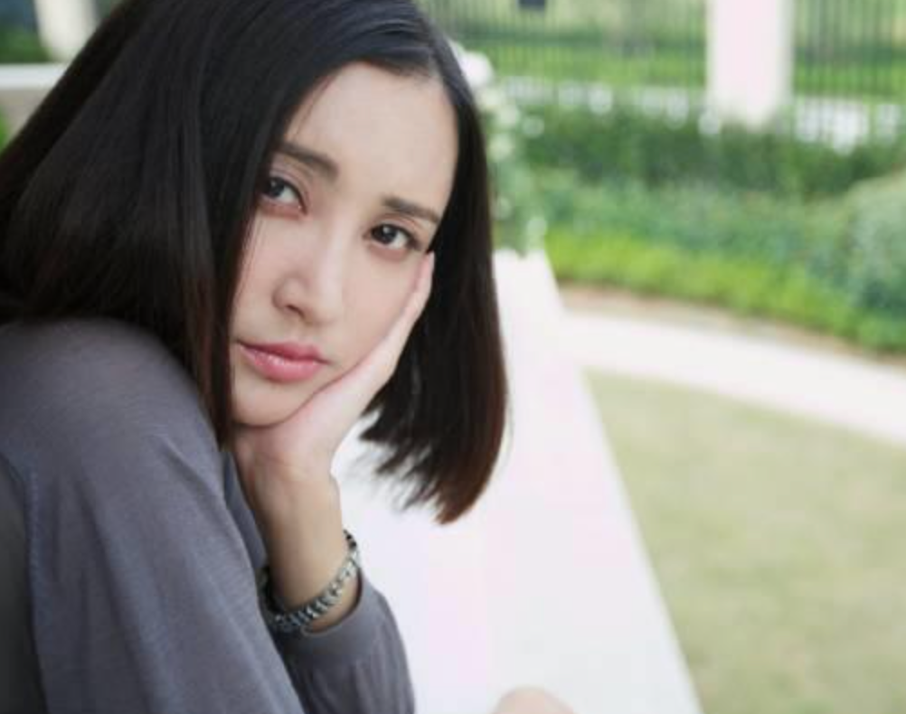 张歆艺与杨树鹏离婚9年:她嫁未婚男孩做妈妈,他53岁仍单身