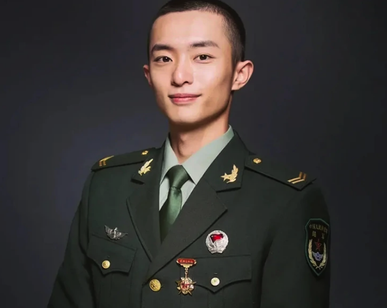 2021破圈的10位男演员，不是颜值突出就是演技过硬，你更看好谁？