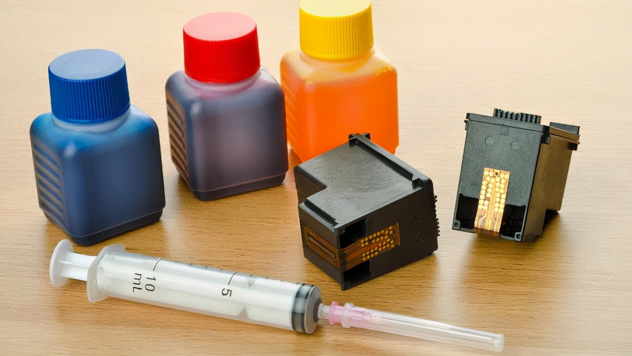 飞机随身小包怎么安检？为了避免重复安检，这几类物品单独拿出来