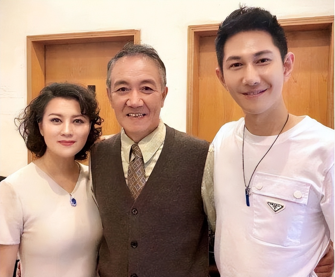 李幼斌:把所有爱都给二婚妻子和继子,亲儿子与他为敌37岁不婚!