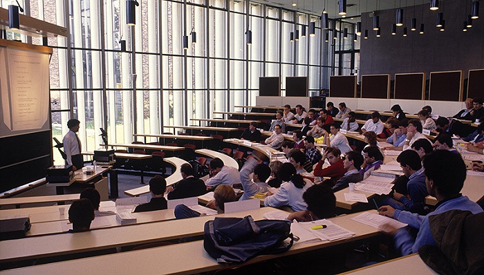 大学生价值观调查报告「大学生对美好生活的价值观调查」-爱妻自媒体