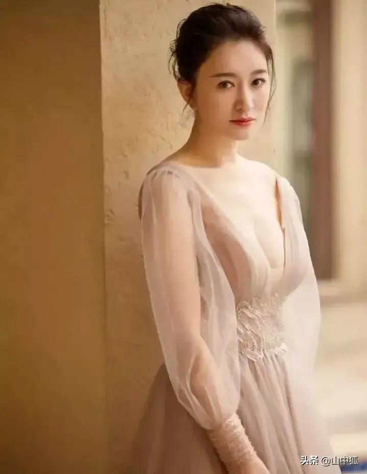 高圆圆、古力娜扎、蔡文静美图大赏，微微一笑很倾城