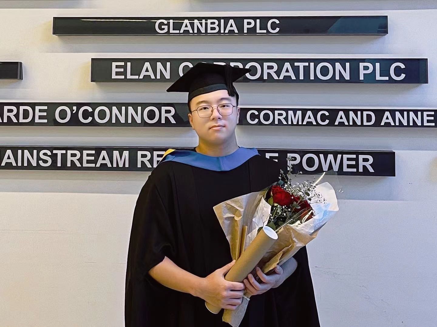 中国留学生为&ldquo;美丽的爱尔兰我的家&rdquo;公益摄影展献爱心