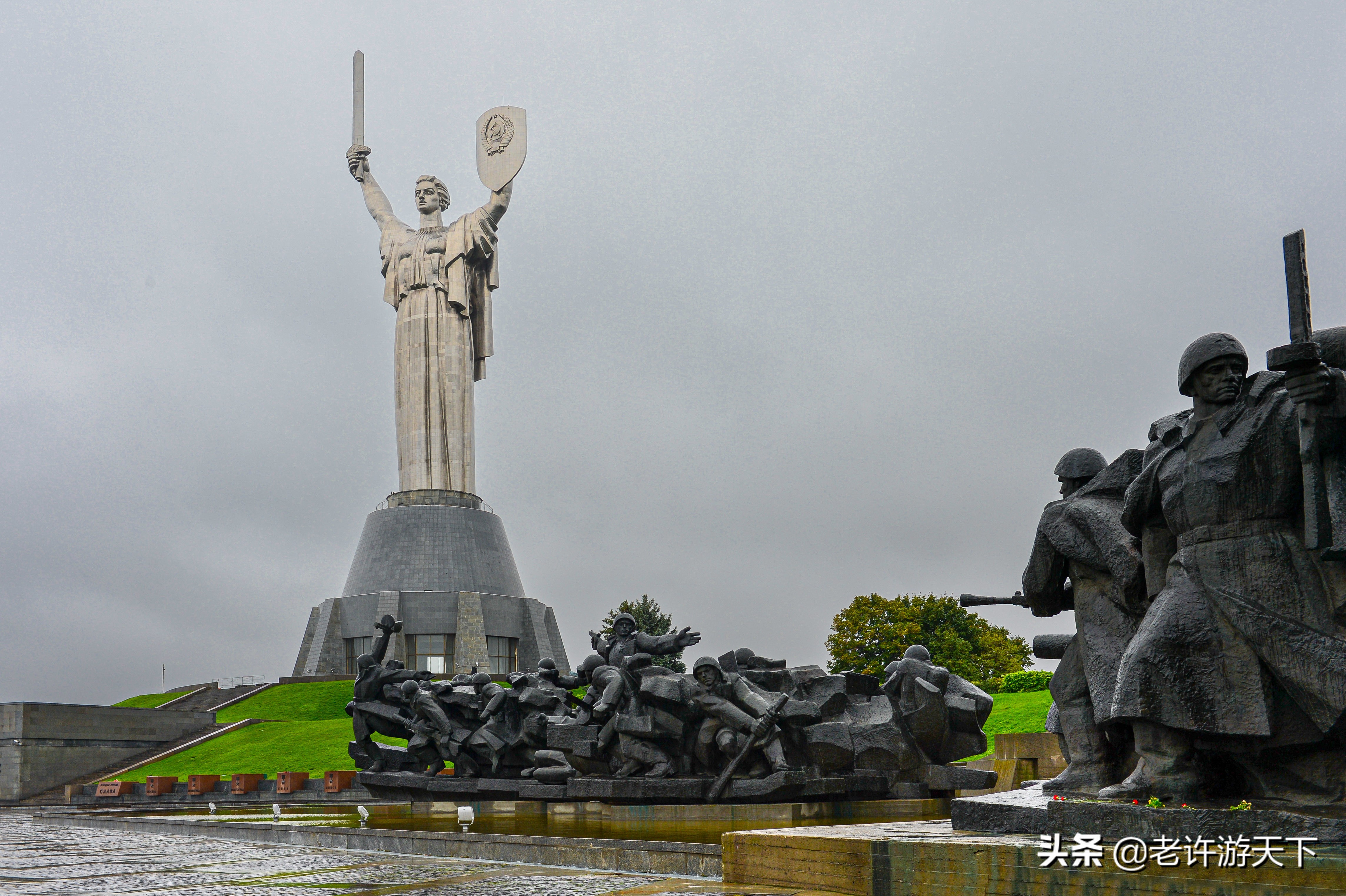 乌克兰基辅：罗斯众城之母，东正教之心，第聂伯河畔的璀璨明珠