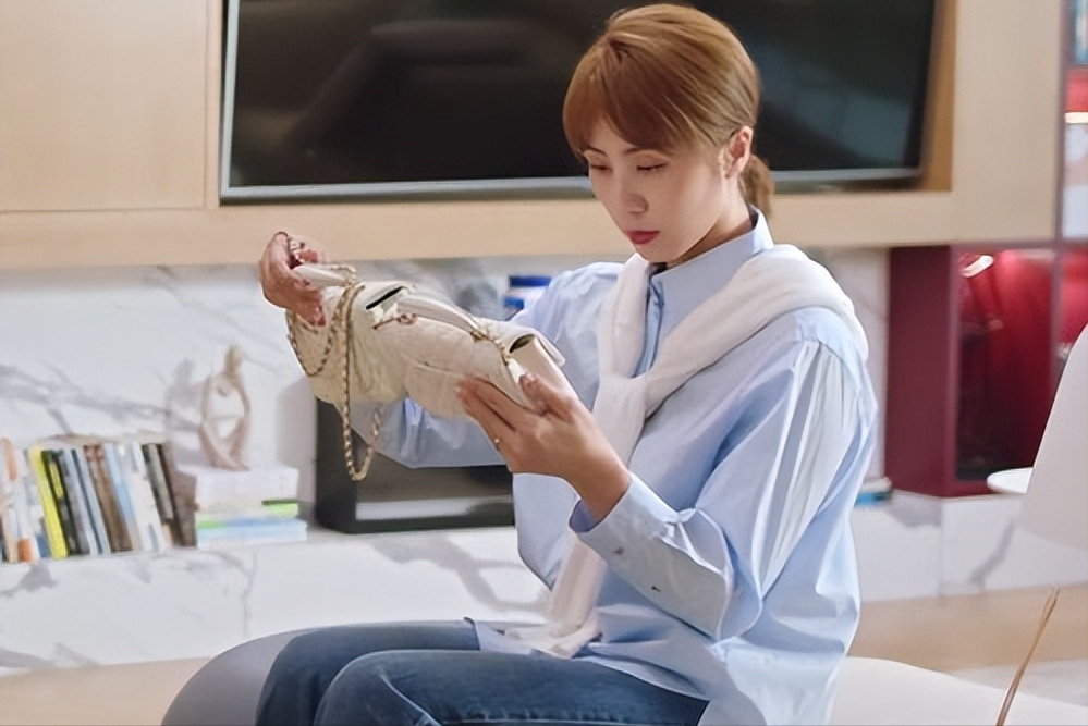 《妻子的选择》：结局很温和，但过程很煎熬