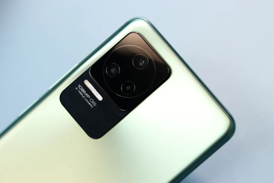 2022适合学生党，从大学用到毕业的5款手机，至少流畅三五年​