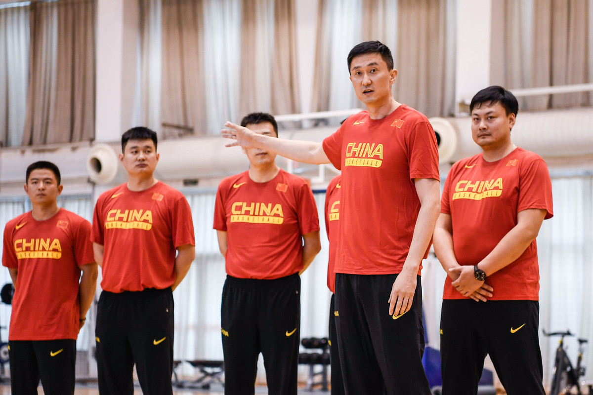 杜锋姚明李楠世界杯（中国男篮将再次组建两支国家队，杜锋别步李楠19年世界杯输球后尘）