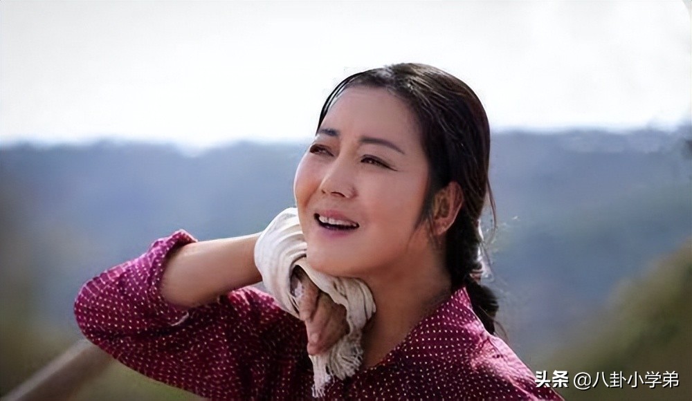 年轻时肤白貌美，如今只能演土气大妈，岁月这把“杀猪刀”太可怕