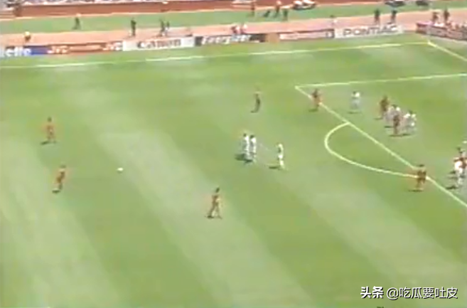 世界杯怎么配合（1994世界杯1／4决赛，经典的任意球配合，瑞典点球大战胜罗马尼亚）