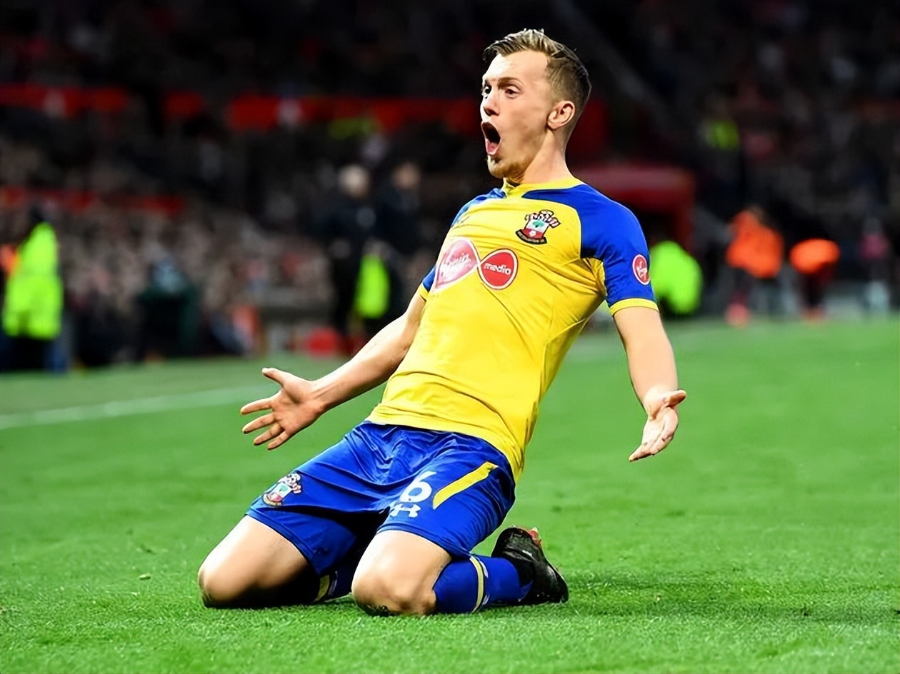 沃德-普劳斯轰出超远任意球世界波(圆月弯刀直追贝克汉姆,他就是现役